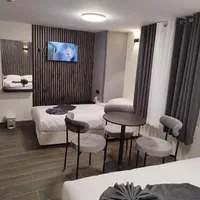 درهتل یاس مهمان شوید|اجارهٔ کوتاه‌مدت آپارتمان و سوئیت|تهران, فردوسی|دیوار