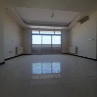 آپارتمان/ بلوار ارتش / ۹۰ متر / کلید نخورده