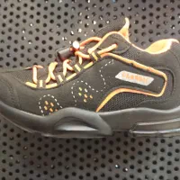 کتونی تک سایز بچگانه|کیف، کفش، کمربند|قم, چهار امامزاده|دیوار