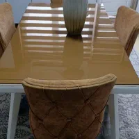 میز نهارخوری چهار نفره