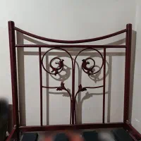 تخت فلزی تک نفره با کفی فلزی