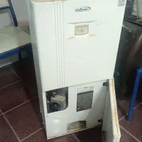 آبگرم کن بزرگ