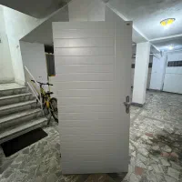 درب ورودی واحد نو|مصالح و تجهیزات ساختمان|رشت, شهرک آیت الله منتظری|دیوار