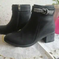 بوت مشکی سایز 36|کیف، کفش، کمربند|شیراز, شیشهگری|دیوار