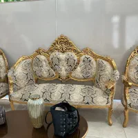 مبل سلطنتی کار کرده