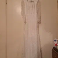 لباس سفید بلند ساده مناسب عقد و نامزدی|لباس|تهران, شهرآرا|دیوار