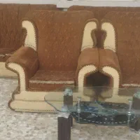 مبل چهار تیکه همراه با دوعدد میز شیشه ای|مبلمان خانگی و میز عسلی|شوشتر, |دیوار