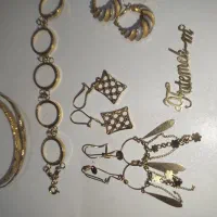 تعدادی طلای زیبا فقط ۳۵۰بالای تابلو
