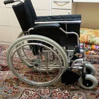 ویلچر برای بزرگسالان