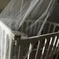 تخت و گهواره کودک