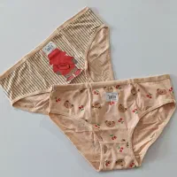 شورت پینترسی|لباس|قم, امامزاده ابراهیم|دیوار