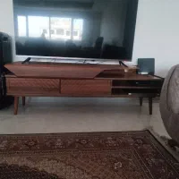 میز تلویزیون در حد نو
