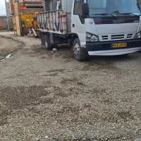 ایسوزو ۶تن عروسک