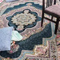 دوعددقالی نه متری ودوعددقالیچه ویک جفت پشتی وپادری