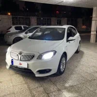 برلیانس ۳۲۰موتور بزرگ