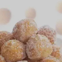 همکار ماهر در کیک صبحانه