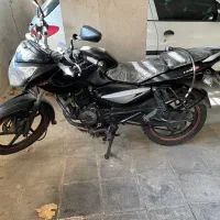 پالس ۱۳۵ مدل ۸۹