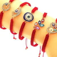 دستبند های رد استرینگ