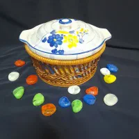 قابلمه گل پنبه ای و بقیه وسایل آشپزخانه