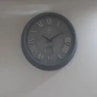 ساعت دیواری