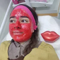 آف فشیال و پاکسازی پذیرش هنرجو فقط ۳۵۰۰|خدمات آرایشگری و زیبایی|نورآباد, |دیوار