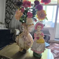 گل و گلدان باعروسک