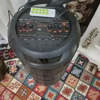 اسپیکر  بزرگ