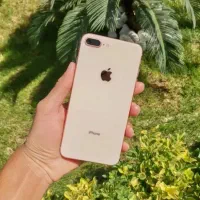ایفون ۸پلاس بسیارتمیز درحد اک