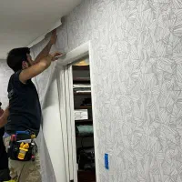 نصب کاغذ دیواری پوستر نصاب کاغذ|خدمات پیشه و مهارت|زنجان, |دیوار