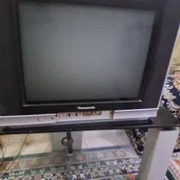 تلویزیون پاناسونیک ۲۱اینج کاملا سالم با میز