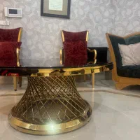 میز فلزی گرد طلایی مشکی