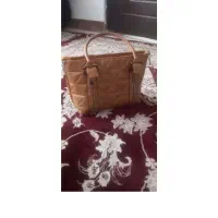 کیف|کیف، کفش، کمربند|دورود, |دیوار