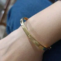 دستبند و انگشتر|جواهرات|بافق, |دیوار