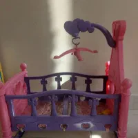 تعدادی اسباب بازی موتور و میز آرایش و تخت عروسک|اسباببازی بچه|ری, دولتآباد|دیوار