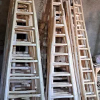 نردبان، میخ چوبی، تخت