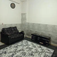 مبل هفت نفره چرمی کاملا سالم|مبلمان خانگی و میز عسلی|پاکدشت, پاکدشت (مامازند)|دیوار