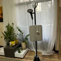 اتوی ایستاده قوی  دوبار کار کرد .مخصوص بوتیک