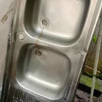 سینک با شیرآلات و هود