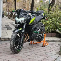 کاوازاکی Z250