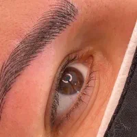 میکروبلدینگ ابرو با تخفیف استثنایی ب مدت محدود