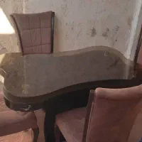 میز و ویترین