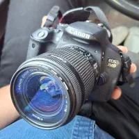 دوربین کنون 700D