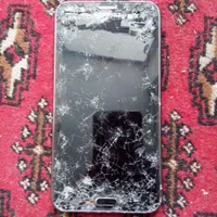 سامسونگ گلکسی J7 اوراقی فقط برا لوازم خوبه|موبایل|اصفهان, خانه اصفهان|دیوار