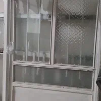 در وپنجره آهنی با چار چوب اهنی