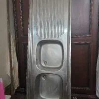 سینک ظرفشویی تمیز