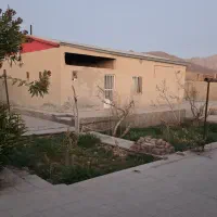 خونه باغ هوتک