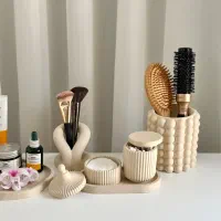 نیاز فوری به نیروی خانم|استخدام هنری و رسانه|بندر گناوه, |دیوار