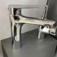 شیر شاوری و علم دوش یونیورست|مصالح و تجهیزات ساختمان|تهران, بروجردی|دیوار