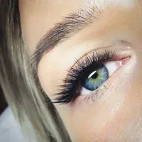اکستنشن مژه و لیفت مژه و ابرو