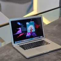 لپتاپ مک بوک پرو / Apple pro